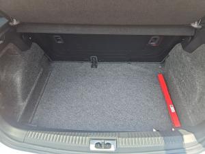 Volkswagen Polo Vivo hatch 1.4 - Image 9