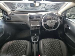 Volkswagen Polo Vivo hatch 1.6 Style - Image 10