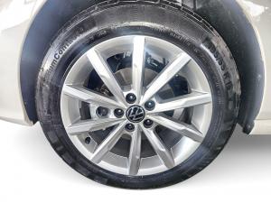 Volkswagen Polo Vivo hatch 1.6 Style - Image 15