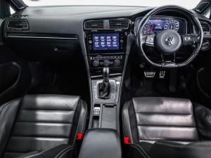 Volkswagen Golf R - Image 24