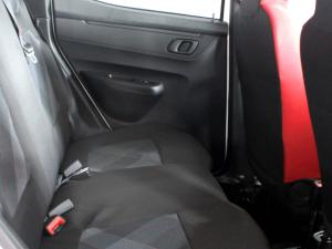 Renault Kwid 1.0 Techno manual - Image 11