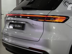 Geely E5 EM-i Apex - Image 20