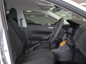 Volkswagen Polo hatch 1.0TSI - Image 13