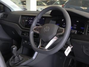 Volkswagen Polo hatch 1.0TSI - Image 11