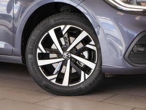 Volkswagen Polo hatch 1.0TSI Life auto - Image 3