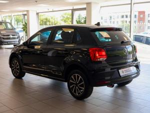 Volkswagen Polo Vivo hatch 1.6 Life - Image 9