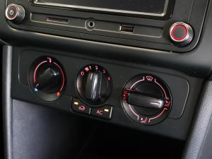 Volkswagen Polo Vivo hatch 1.4 Comfortline - Image 15