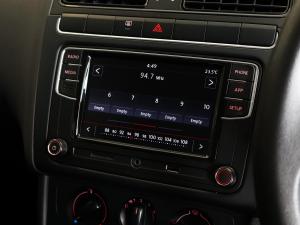 Volkswagen Polo Vivo hatch 1.4 Comfortline - Image 9