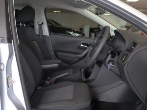 Volkswagen Polo Vivo hatch 1.4 Trendline - Image 11