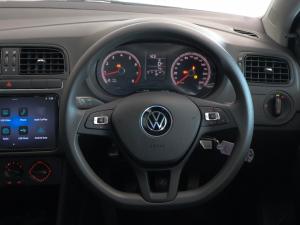 Volkswagen Polo Vivo hatch 1.4 Trendline - Image 14