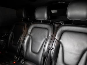 Mercedes-Benz V-Class V250d AMG Line - Image 18