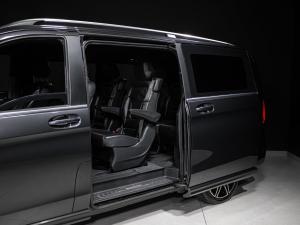 Mercedes-Benz V-Class V250d AMG Line - Image 8