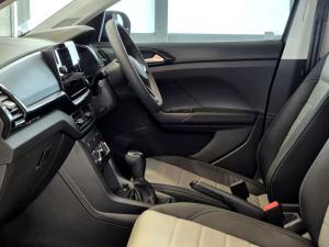 Volkswagen T-Cross 1.0TSI auto - Image 10