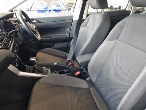 Volkswagen Polo hatch 1.0TSI Life auto - Image 6