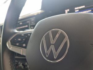 Volkswagen Polo hatch 1.0TSI Life auto - Image 8