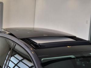 Volkswagen Polo hatch 1.0TSI Life auto - Image 23