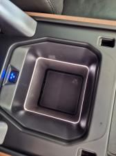 Land Rover Defender 110 D300 X-Dynamic HSE - Image 6