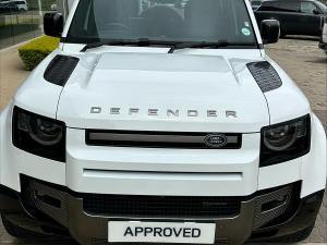 Land Rover Defender 110 D300 X-Dynamic SE - Image 5
