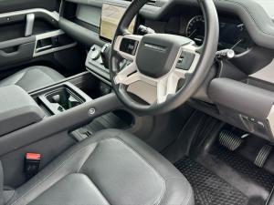 Land Rover Defender 110 D300 X-Dynamic SE - Image 9