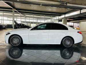 Mercedes-Benz C-Class C200 Avantgarde - Image 10