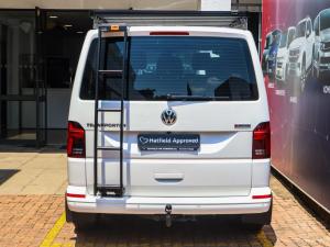 Volkswagen Transporter 2.0BiTDI Kombi SWB Trendline Plus 4Motion - Image 17