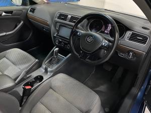 Volkswagen Jetta 1.4TSI Comfortline auto - Image 16