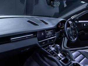 Porsche Cayenne Cayenne - Image 11