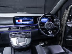 Mercedes-Benz V-Class V300d Exclusive - Image 24