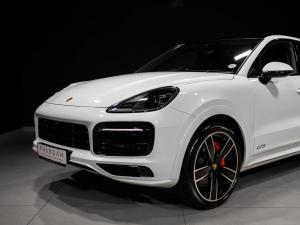 Porsche Cayenne GTS coupe - Image 23