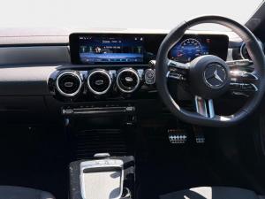 Mercedes-Benz CLA CLA200 Progressive - Image 12