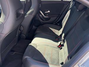 Mercedes-Benz CLA CLA200 Progressive - Image 15
