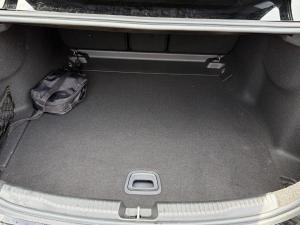 Mercedes-Benz C-Class C43 - Image 10