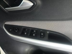 Nissan Magnite 1.0 Acenta manual - Image 15