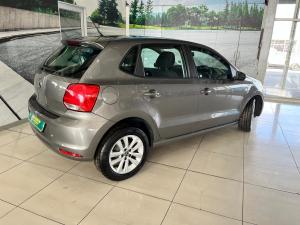 Volkswagen Polo Vivo hatch 1.6 Comfortline auto - Image 4
