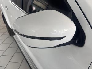 Nissan Navara 2.5DDTi double cab LE Plus 4x4 - Image 19