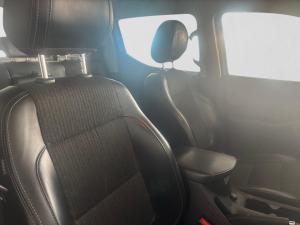 Peugeot Landtrek 1.9TD double cab Allure - Image 18