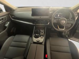 Nissan X-Trail 2.5 Acenta Plus 4WD - Image 17