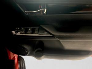 Toyota Hilux 4.0 V6 double cab 4x4 Legend 50 - Image 11