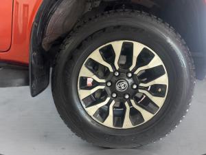 Toyota Hilux 4.0 V6 double cab 4x4 Legend 50 - Image 14