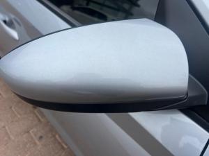 Hyundai i20 1.2 Premium - Image 10