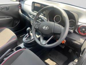Hyundai Grand i10 1.2 Premium hatch - Image 9