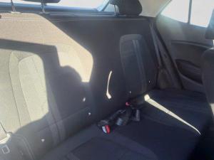 Hyundai Venue 1.2 Premium - Image 12