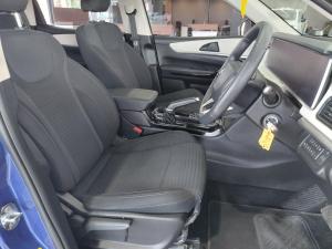 Mahindra XUV700 2.0T AX5 - Image 11