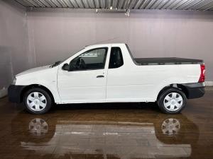 Nissan NP200 1.6i safety pack (aircon) - Image 5