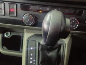 Volkswagen Transporter 2.0TDI Kombi SWB Trendline auto - Image 15