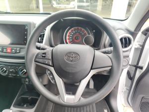 Toyota Vitz 1.0 XR auto - Image 8