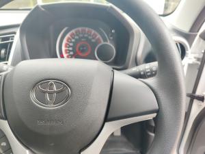 Toyota Vitz 1.0 XR auto - Image 10