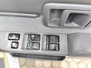 Toyota Land Cruiser 79 2.8GD-6 double cab auto - Image 24