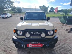 Toyota Land Cruiser 79 2.8GD-6 double cab auto - Image 4