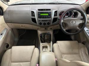 Toyota Fortuner 3.0D-4D 4x4 - Image 6